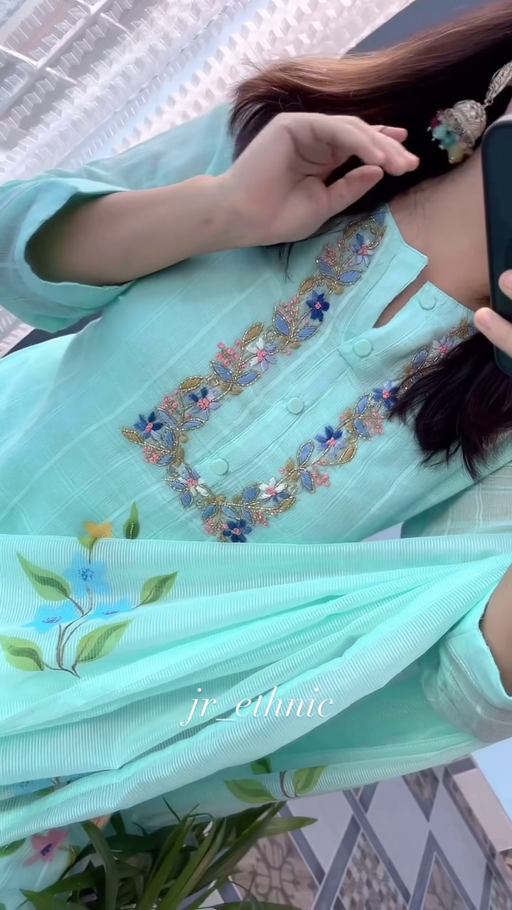Women Cotton Rayon Kurta Pant Dupatta Set - Image 4