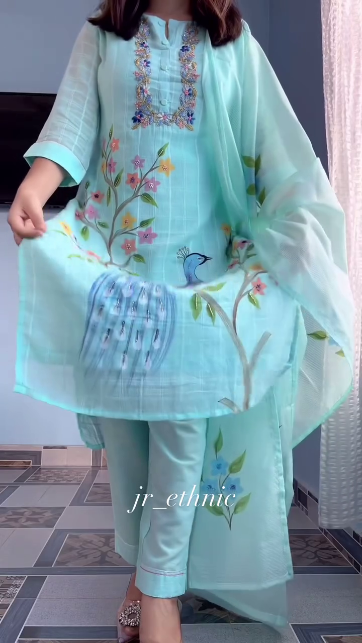 Women Cotton Rayon Kurta Pant Dupatta Set - Image 3