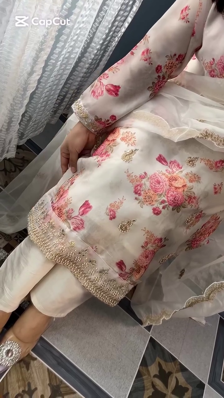 Off White Kundan Organza Suit - Image 7