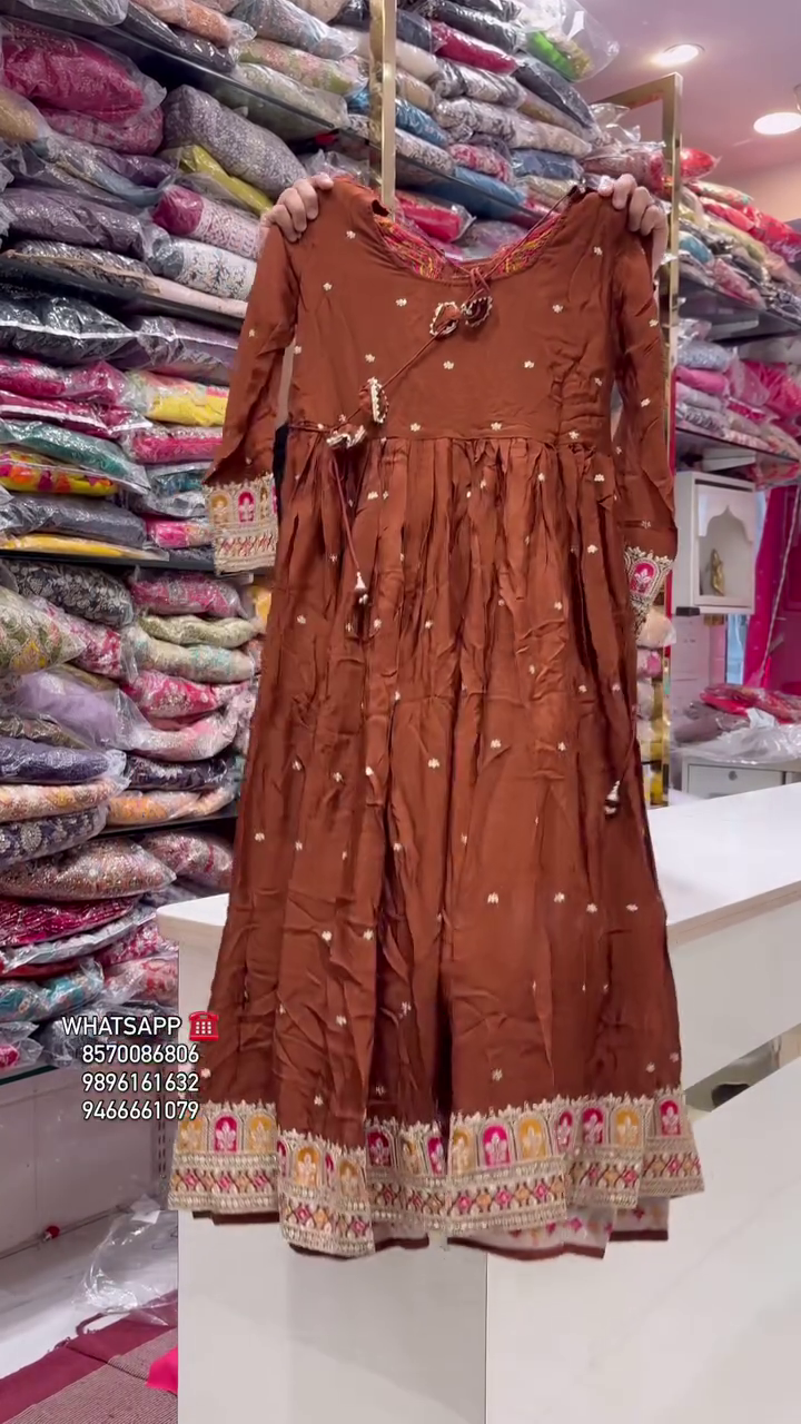 Floral Printed Notch Neck Thread Work Anarkali Kurta & Trousers With Dupatta - Image 7