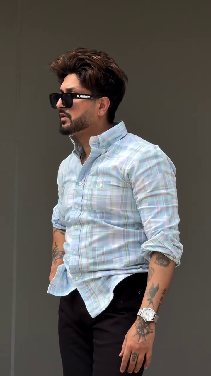 Men Checked Spread Collar Cotton Casual Shirt - Image 4