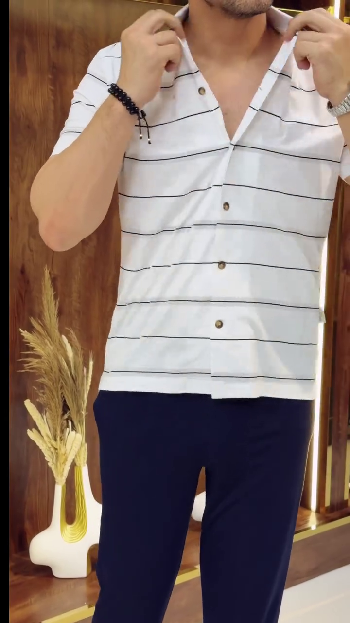 Classic White Slim Fit Horizontal Striped Spread Collar Cotton Casual Shirt - Image 3