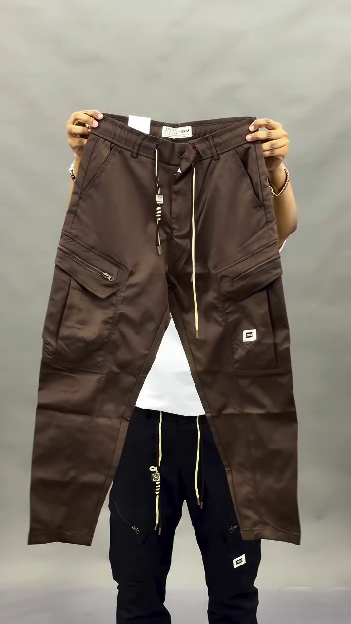 Men Beige Cargos Trousers - Image 3